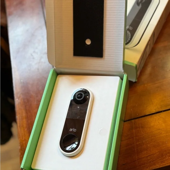 Wired Video Doorbell - Black and White - Picture 6 of 9